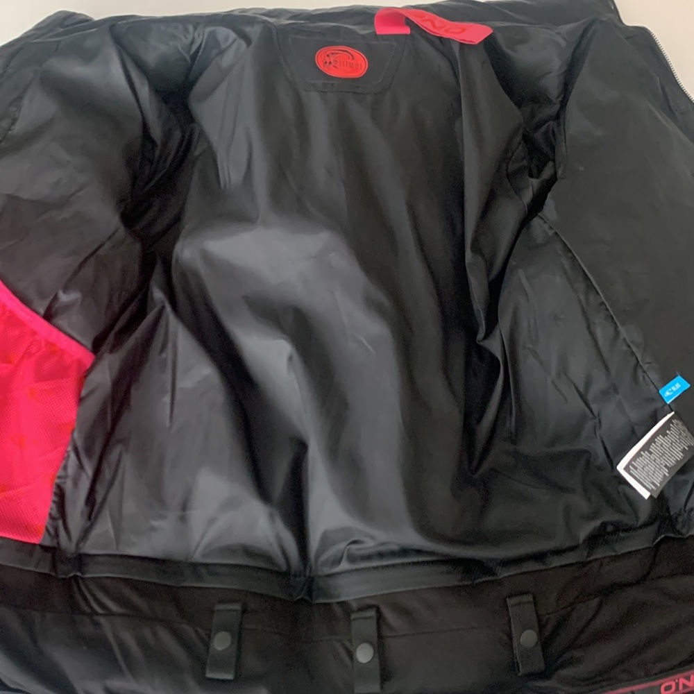 O’Neill PufferJacket - Picture 6 of 8